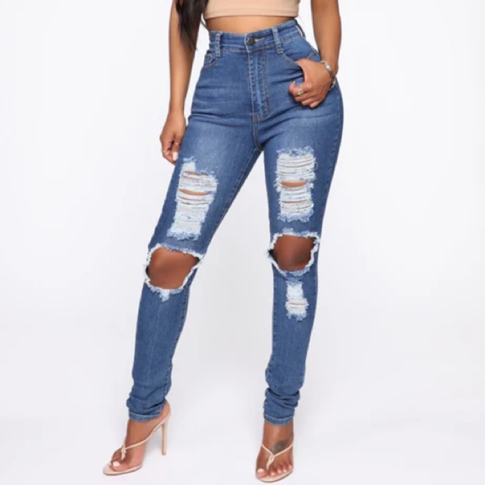 Fashion Nova Women's Blue Denim Jeans - Size 15